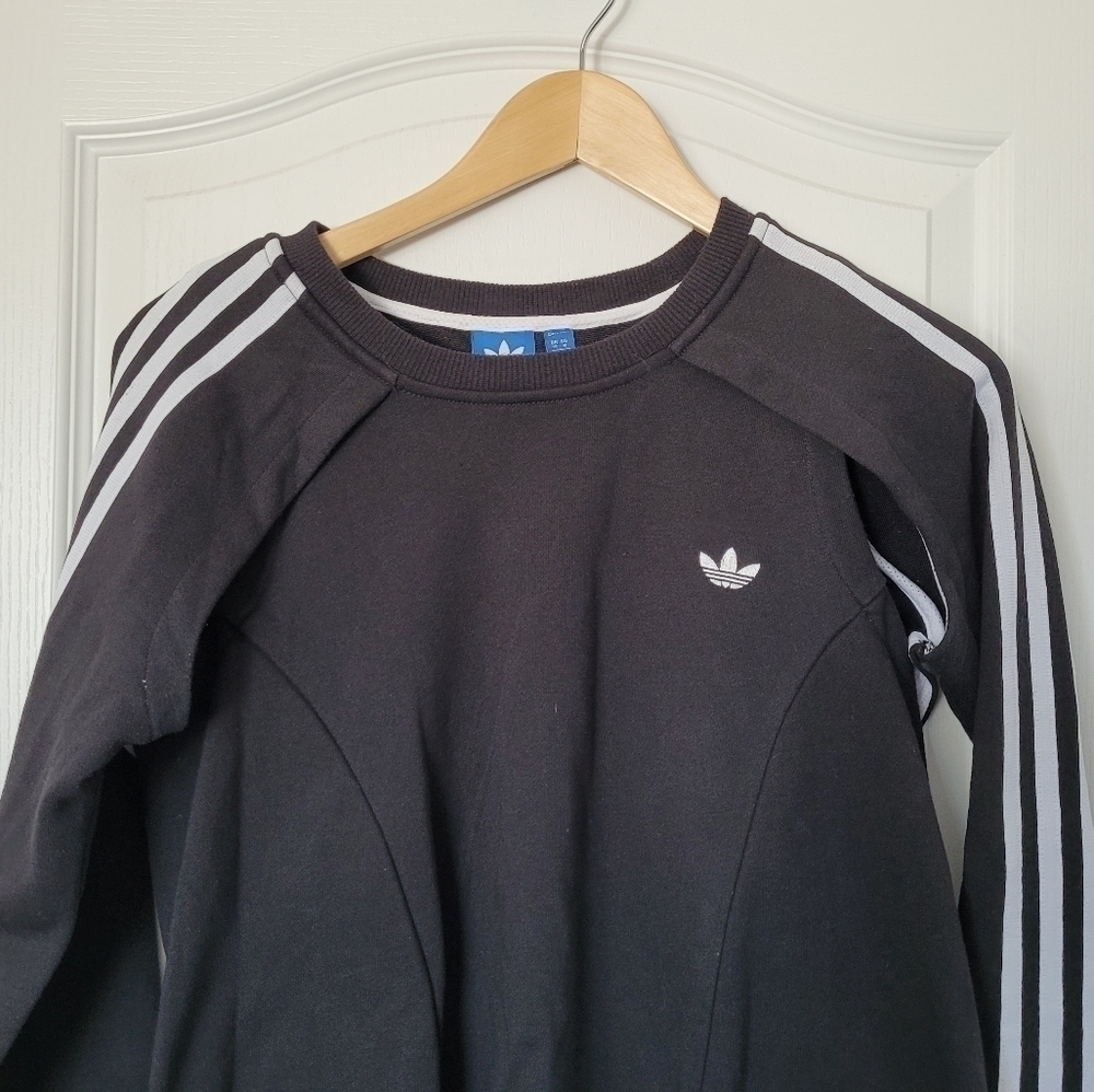 ADIDAS Originals Shrug Crewneck Sweater | size MEDIUM